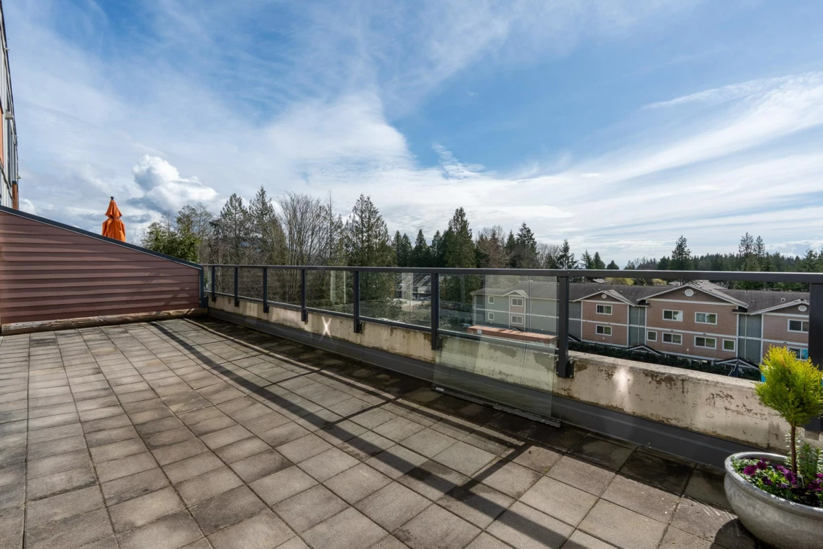 Powder Room Photo of 208 875 Gibsons Way, Gibsons, BC