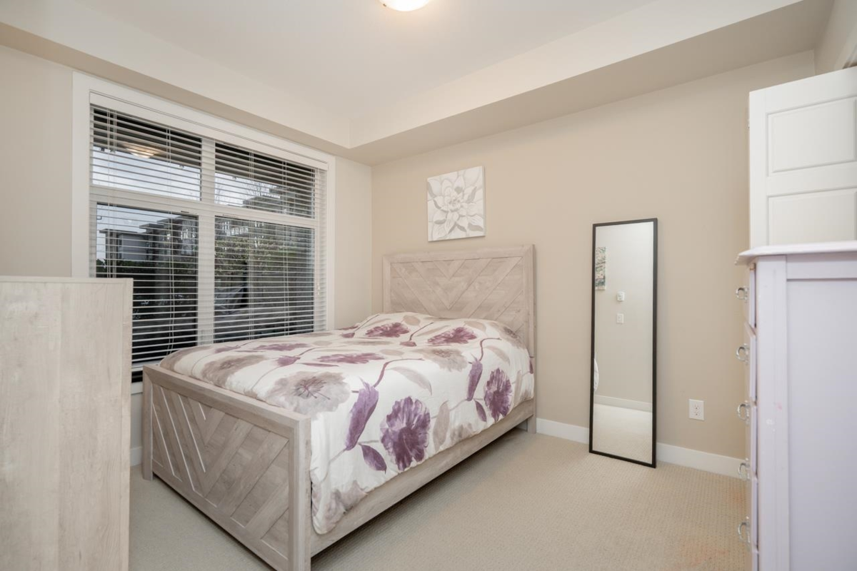 Basement Recreation Room Photo of 114 20068 Fraser Highway, Langley, BC