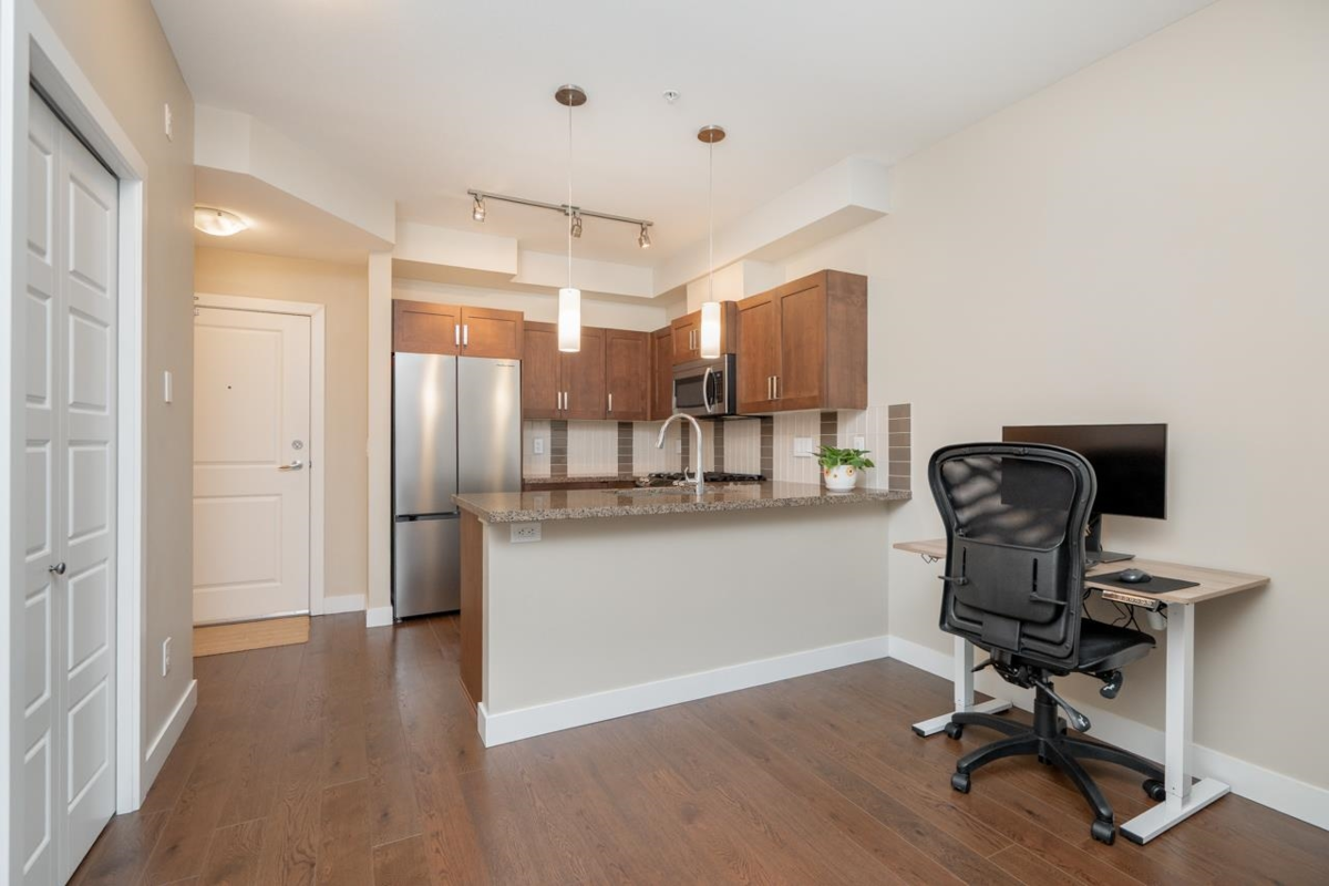 Bedroom 2 Photo of 114 20068 Fraser Highway, Langley, BC