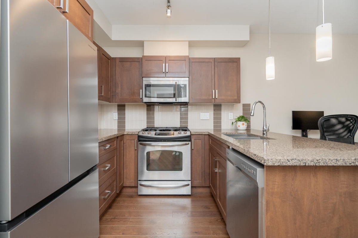 Primary Bedroom Photo of 114 20068 Fraser Highway, Langley, BC