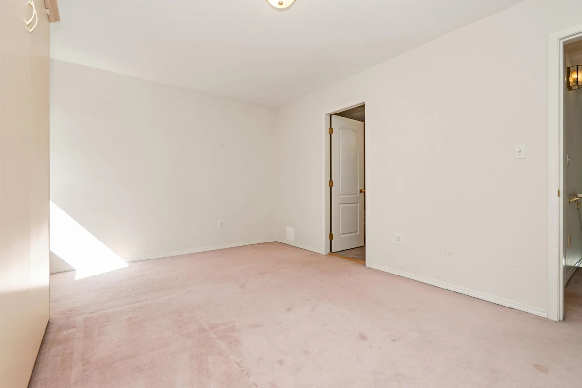 Mudroom Photo of 37 45175 Wells Road, Chilliwack, BC
