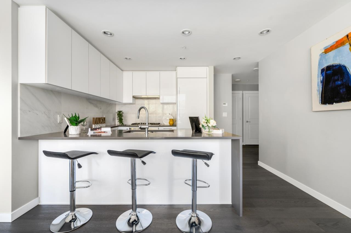 Breakfast Nook Photo of 605 3487 Binning Road, Vancouver, BC