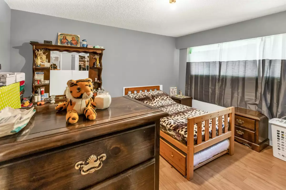 Bedroom 3 Photo of 1609 Kent Avenue, Port Coquitlam, BC