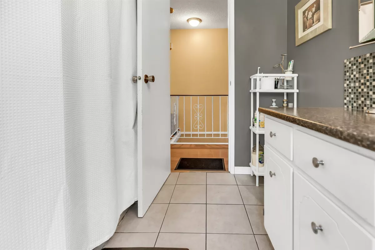 Powder Room Photo of 1609 Kent Avenue, Port Coquitlam, BC