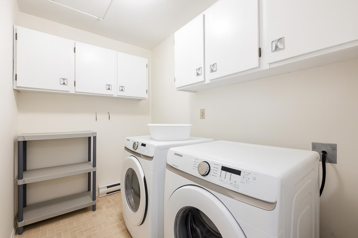 Guest Bathroom Photo of 9947 151 Street, Surrey, BC