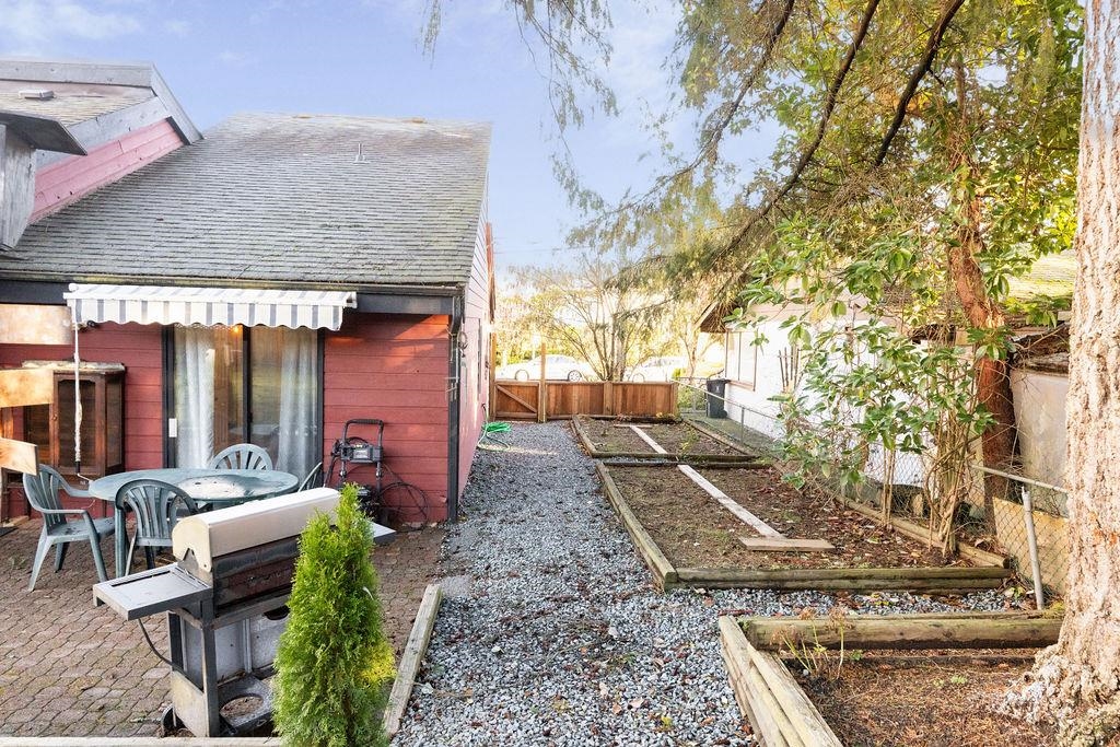 Aerial View of 5613 Trail Avenue, Sechelt, BC