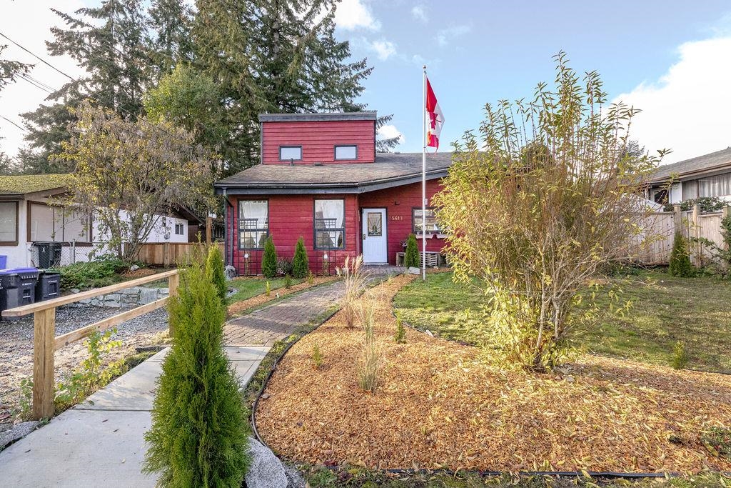 Street View Photo of 5613 Trail Avenue, Sechelt, BC