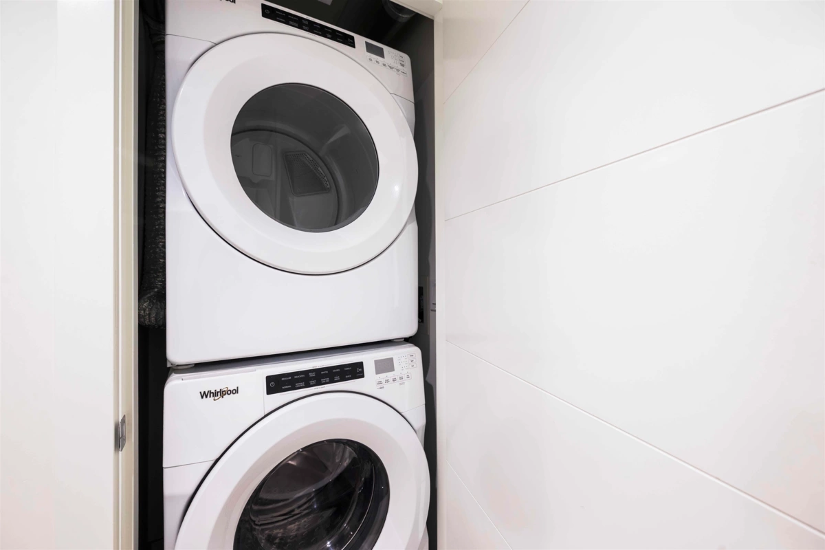 Breakfast Nook Photo of 116 108 E 8th Street, North Vancouver, BC