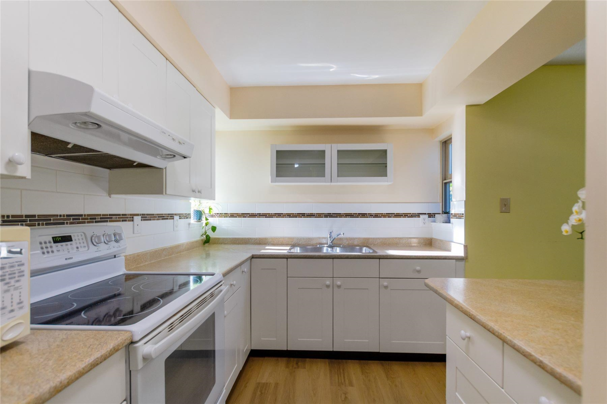 Primary Bathroom Photo of 7361 Liard Place, Vancouver, BC