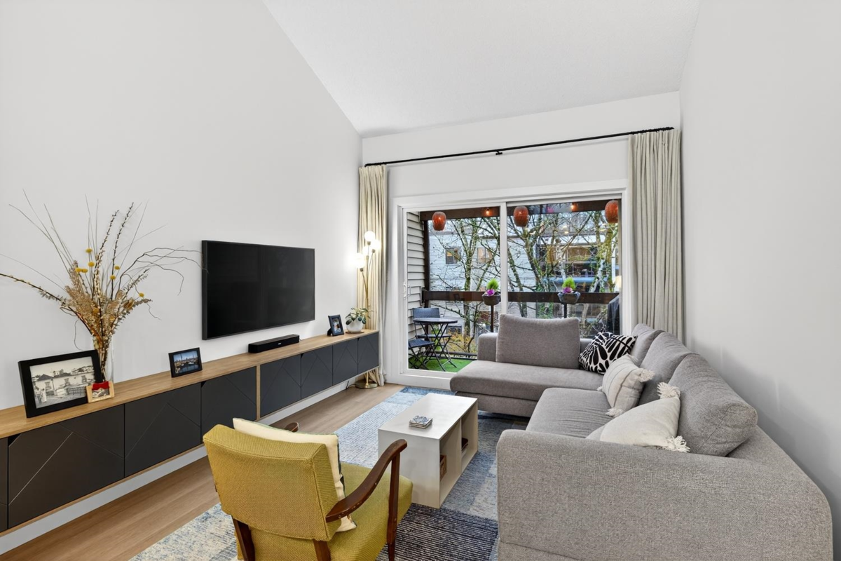 Primary Bedroom Photo of 314 1429 E 4th Avenue, Vancouver, BC