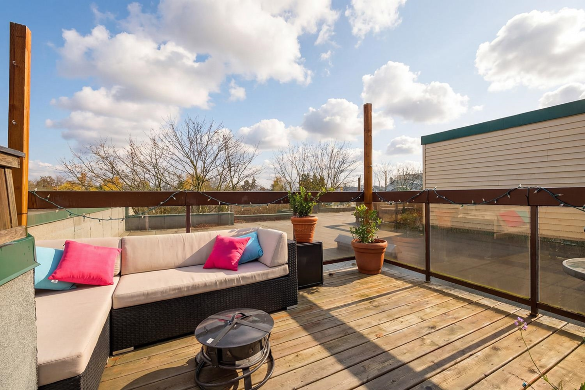 Staircase Photo of 314 1429 E 4th Avenue, Vancouver, BC