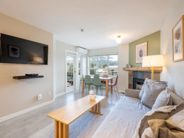 330 4350 Lorimer Road, Whistler, BC, Whistler — Apartment/Condo for sale