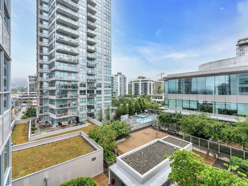 Office / Den Photo of 602 112 E 13th Street, North Vancouver, BC