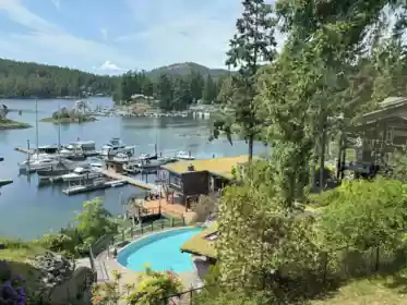 12B 12849 Lagoon Road, Madeira Park, BC, Pender Harbour Egmont — 2 bed townhouse for sale