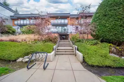 205 215 Mowat Street, New Westminster, BC, New Westminster — Apartment/Condo for sale