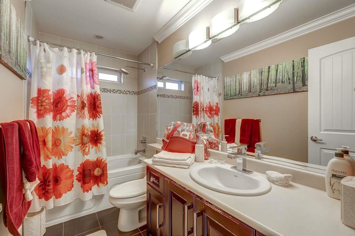 Backyard Photo of 8415 184 Street, Surrey, BC