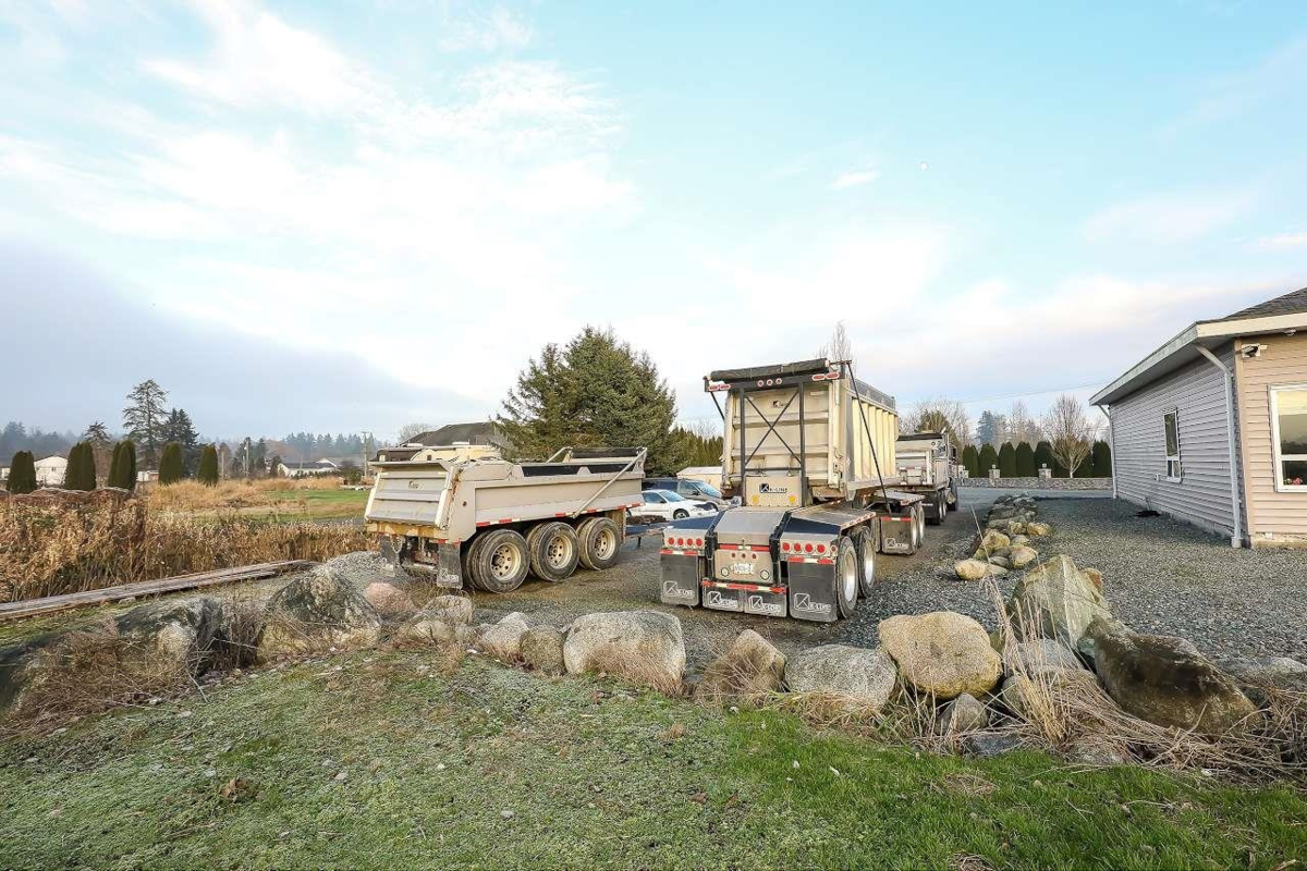Family Room Photo of 8415 184 Street, Surrey, BC