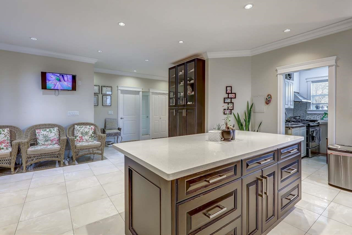 Office / Den Photo of 8415 184 Street, Surrey, BC