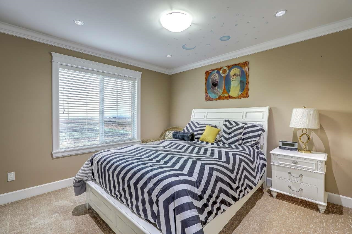 Outdoor Patio Photo of 8415 184 Street, Surrey, BC