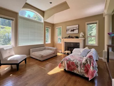 Kitchen Photo of 8439 Grand View Drive, Chilliwack, BC