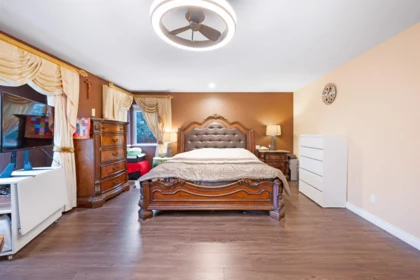 Powder Room Photo of 30 Balsam Place, Port Moody, BC