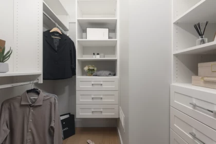 Laundry Room Photo of 2 2635 W 12th Avenue, Vancouver, BC