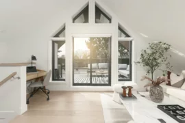 2 2635 W 12th Avenue, Vancouver, BC