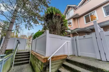 Backyard Photo of 26 7433 16th Street, Burnaby, BC