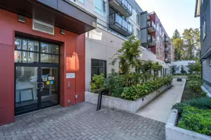 Hot Tub / Spa Photo of 414 18811 72 Avenue, Surrey, BC