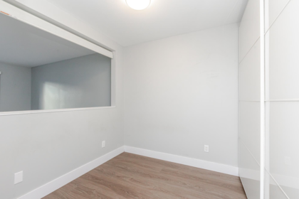 Mudroom Photo of 214 5906 176a Street, Surrey, BC