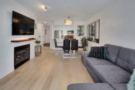 411 108 W Esplanade Avenue, North Vancouver, BC