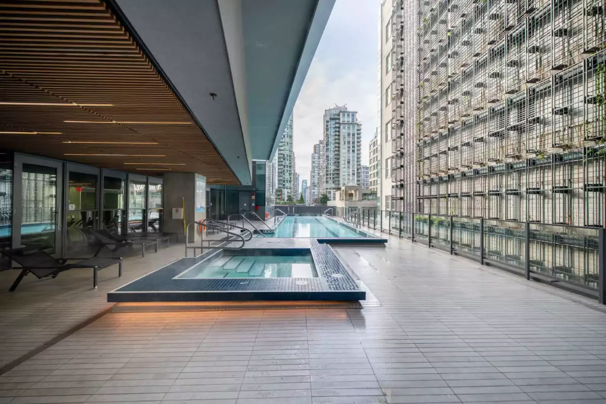 Swimming Pool Photo of 4607 777 Richards Street, Vancouver, BC