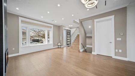 Entry Foyer Photo of 8068 Haig Street, Vancouver, BC