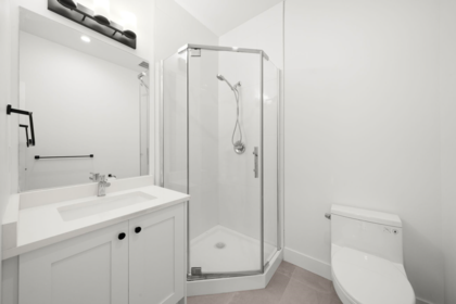 Walk-In Closet Photo of 16782 21a Avenue, Surrey, BC