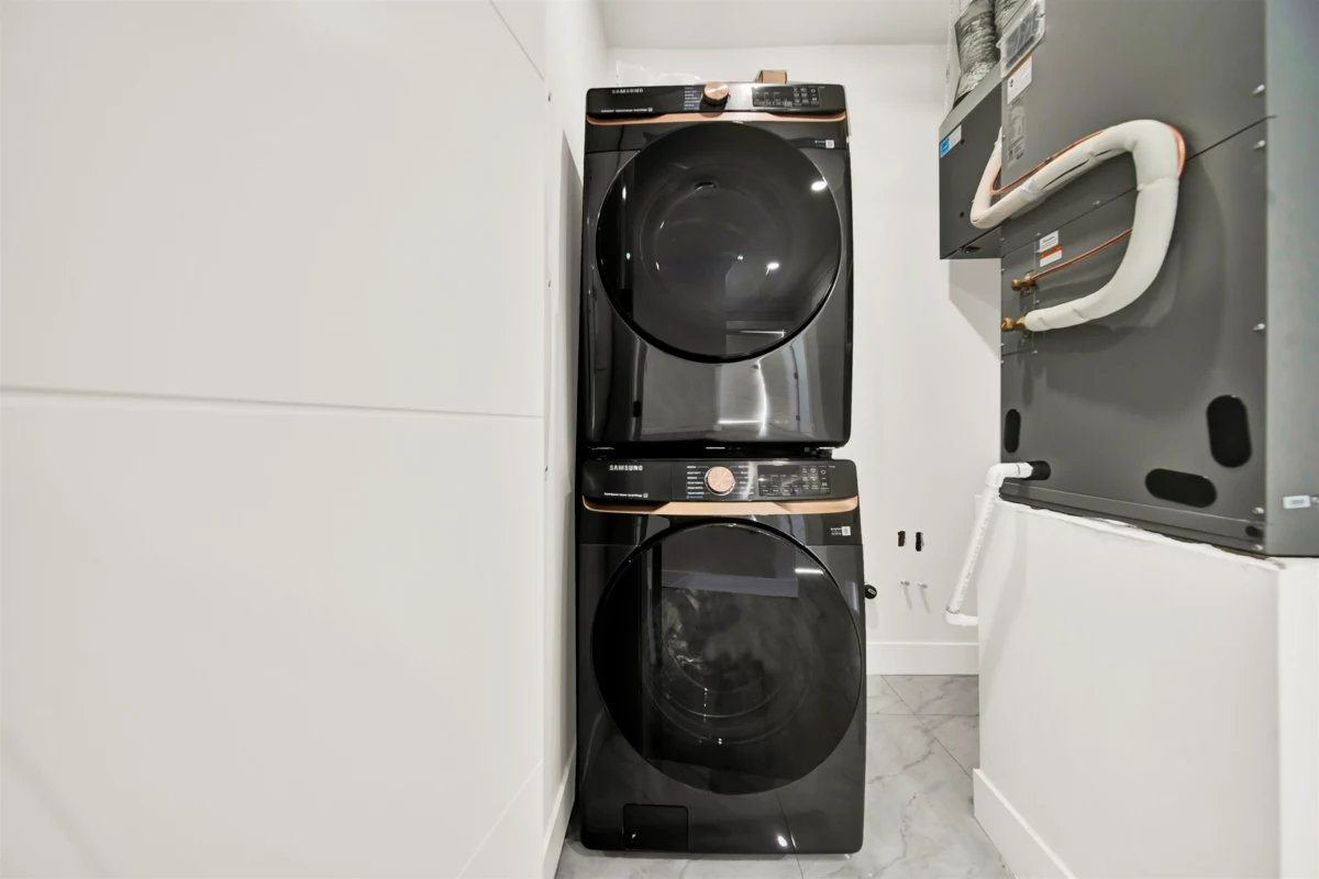 Entry Foyer Photo of 11785 82b Avenue, Delta, BC