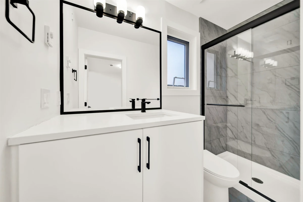 Hot Tub / Spa Photo of 11785 82b Avenue, Delta, BC