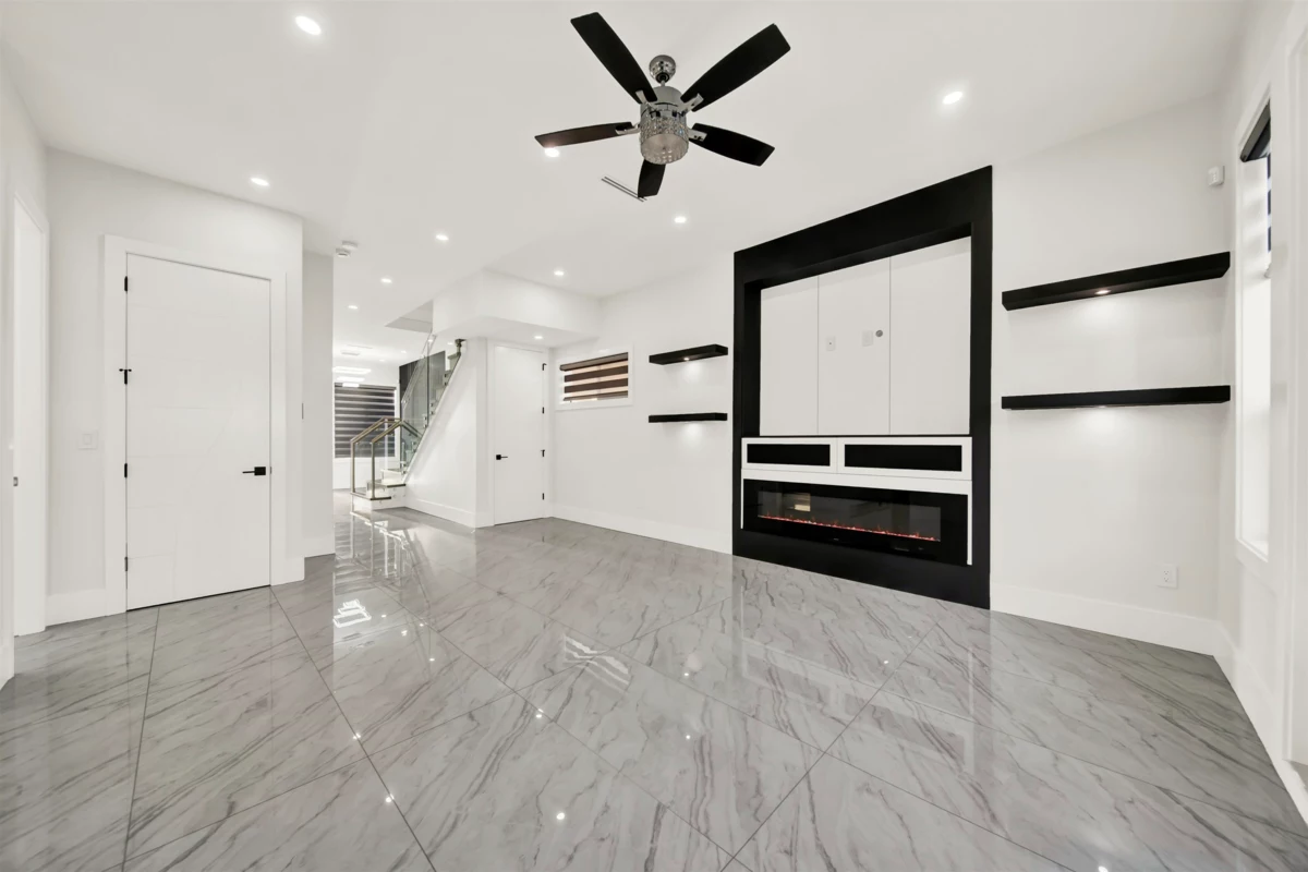 Kitchen Photo of 11785 82b Avenue, Delta, BC