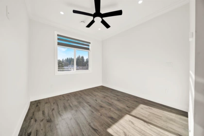 Walk-In Closet Photo of 11785 82b Avenue, Delta, BC