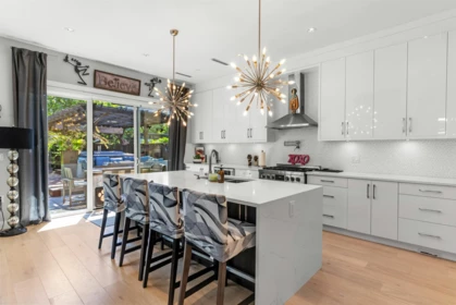 Kitchen Island Photo of 1668 Duncan Drive, Delta, BC