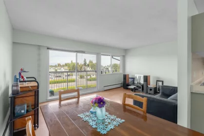 301 8060 Ryan Road, Richmond, BC