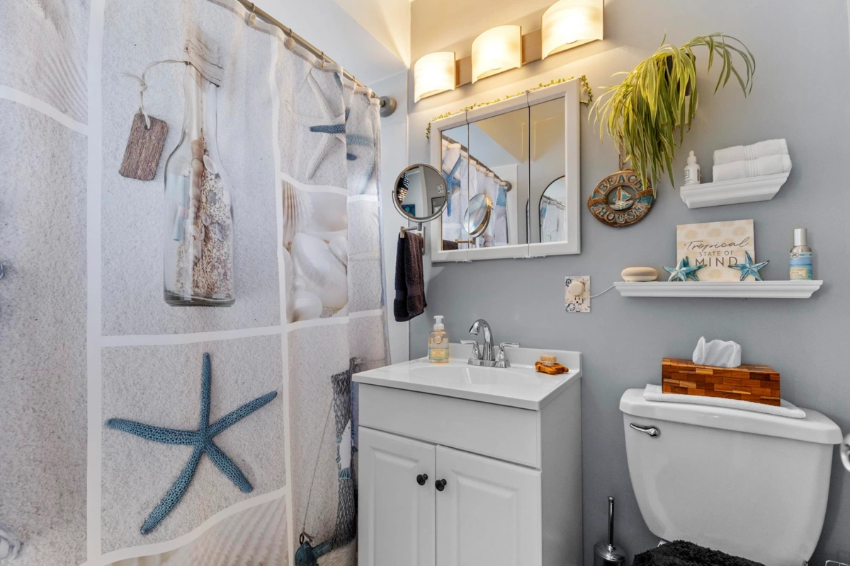 Backyard Photo of 33469 5 Avenue, Mission, BC