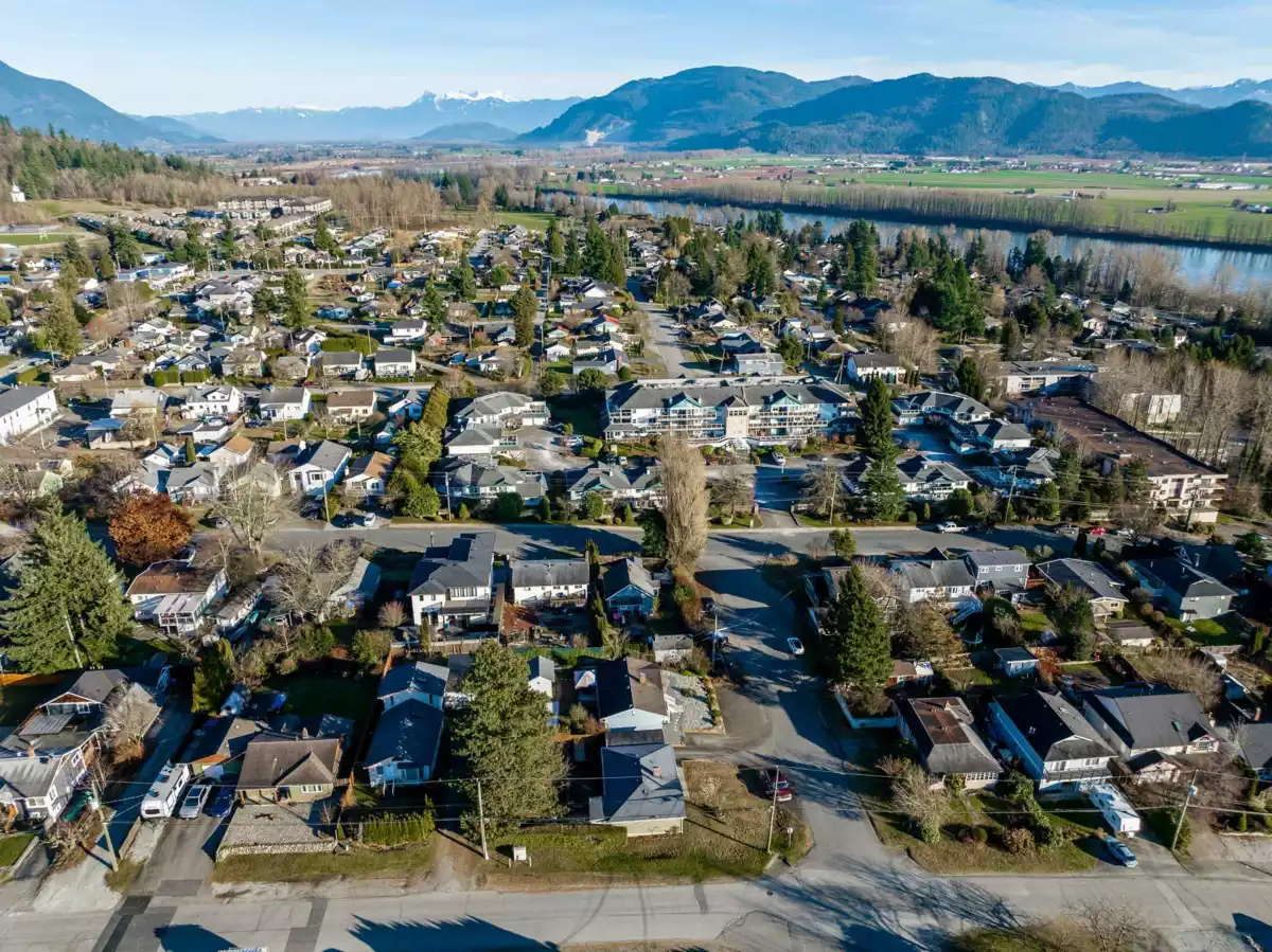 Breakfast Nook Photo of 33469 5 Avenue, Mission, BC