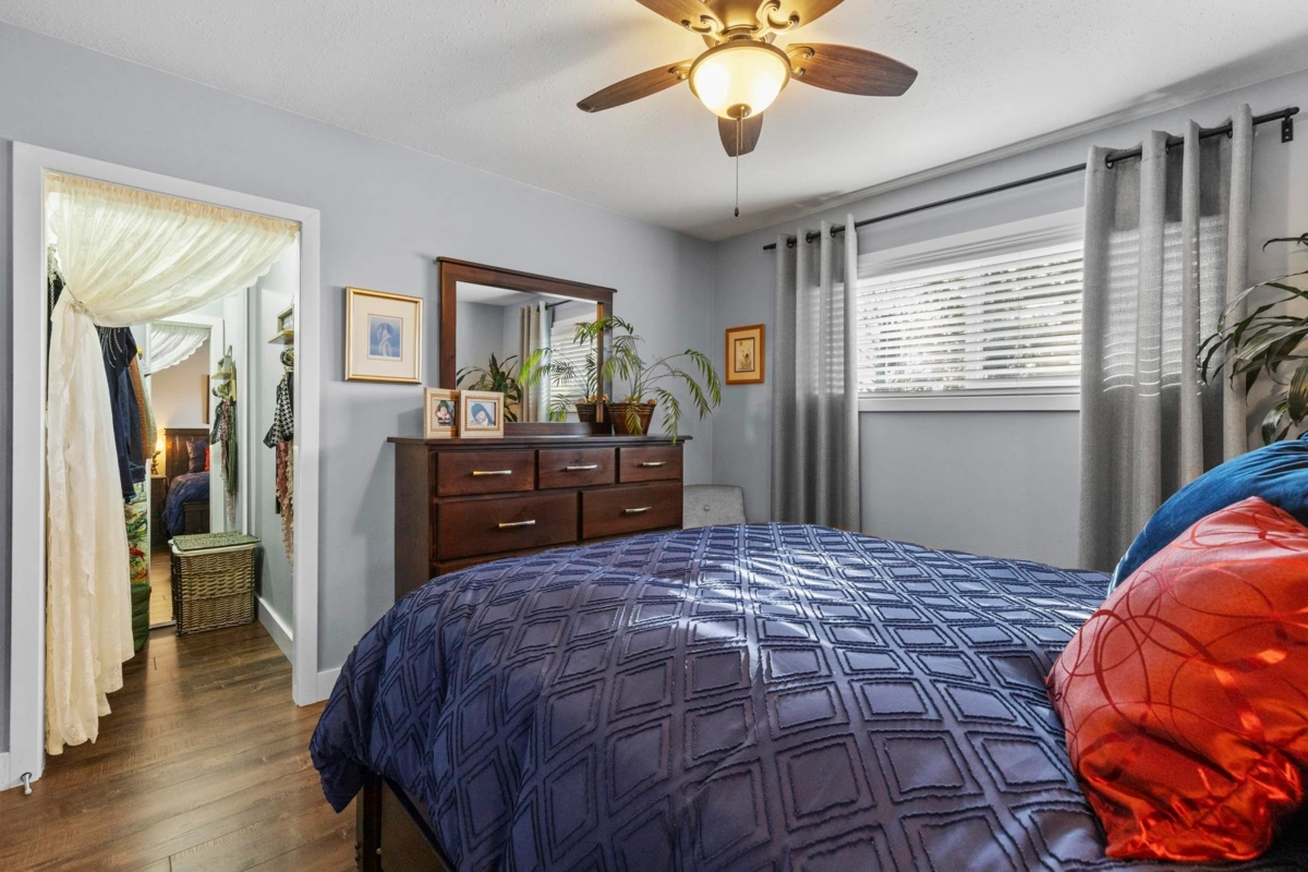 Staircase Photo of 33469 5 Avenue, Mission, BC