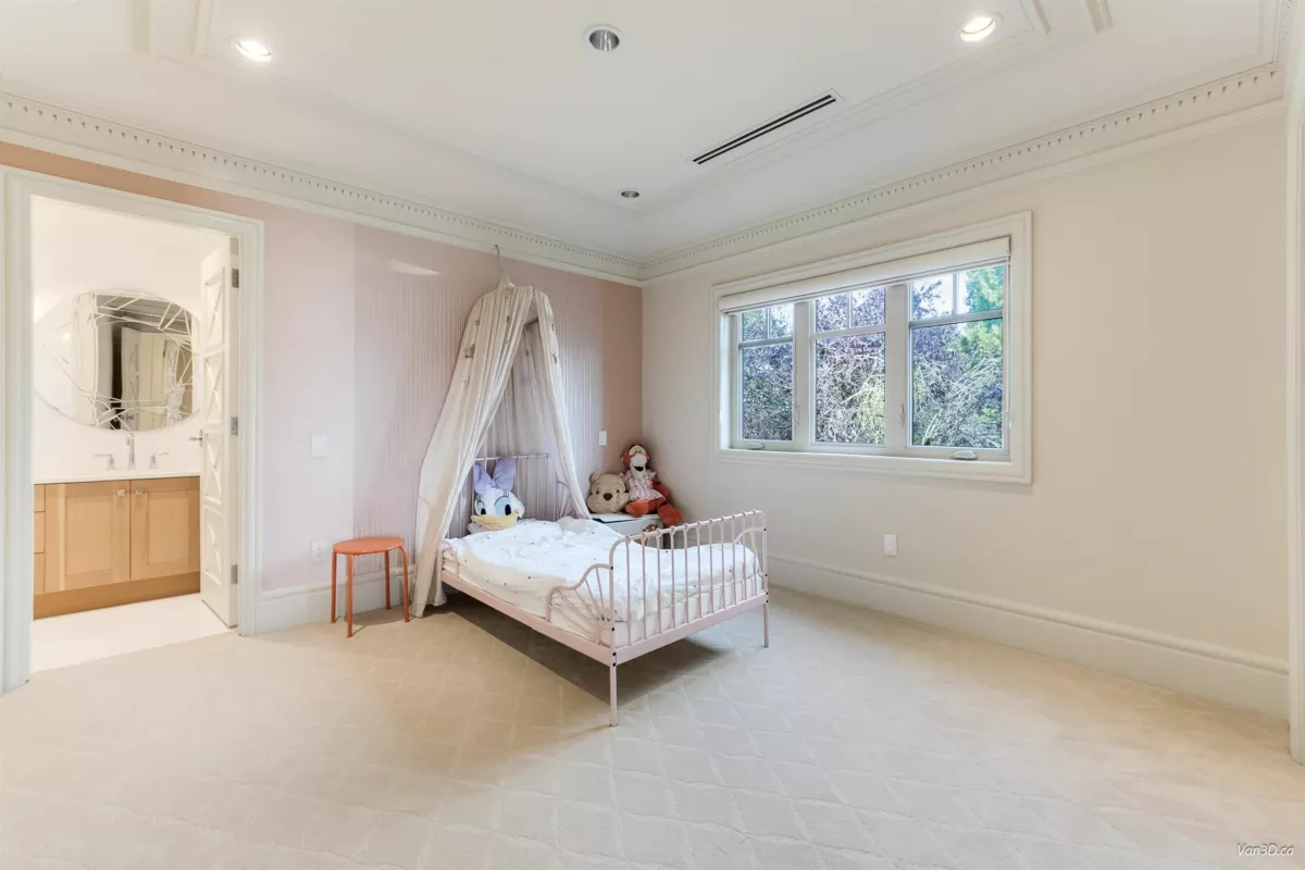 Garage Interior Photo of 1192 W 39th Avenue, Vancouver, BC