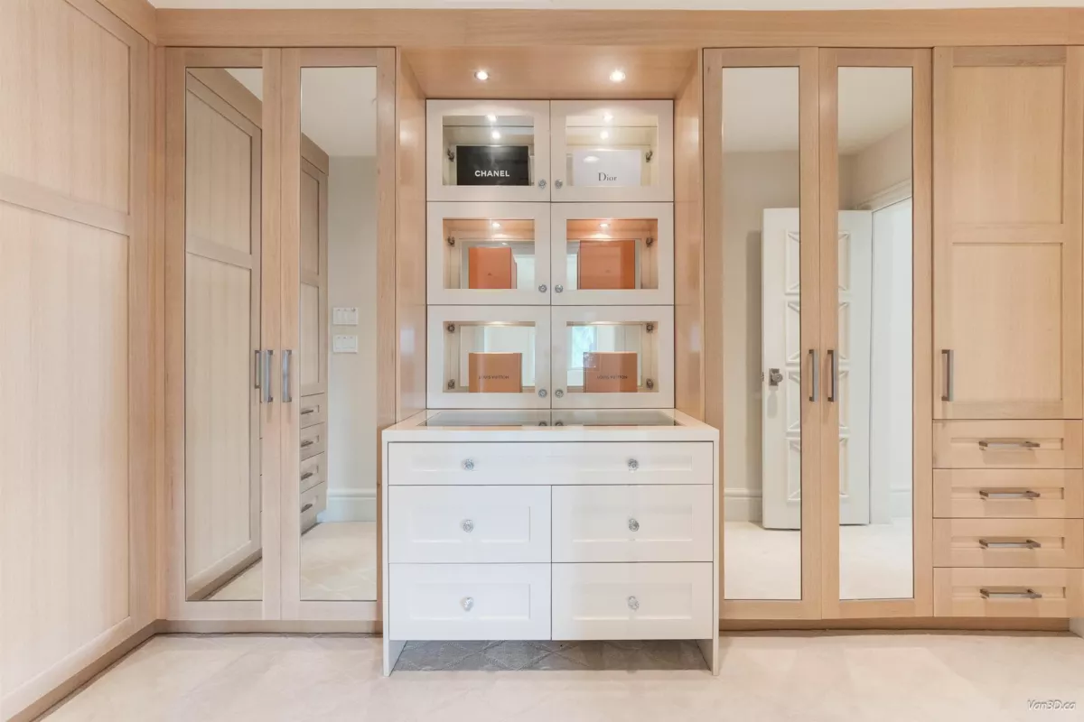 Mudroom Photo of 1192 W 39th Avenue, Vancouver, BC