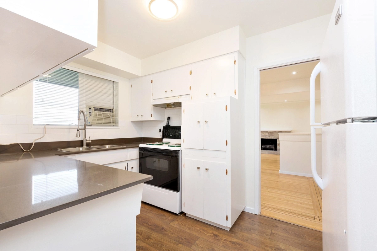 Kitchen Photo of 6905 Broadway, Burnaby, BC