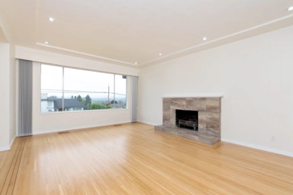 6905 Broadway, Burnaby, BC