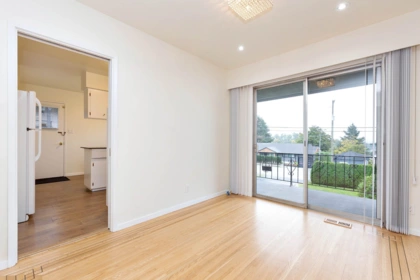 6905 Broadway, Burnaby, BC