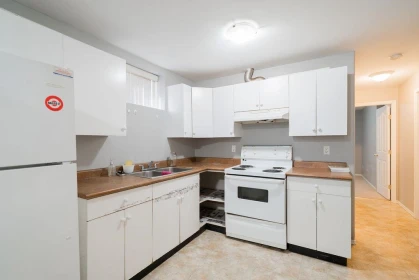 12560 64 Avenue, Surrey, BC