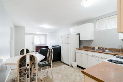 Kitchen Photo of 12560 64 Avenue, Surrey, BC
